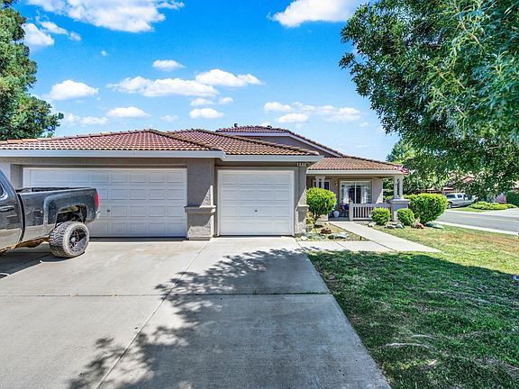 4th image of 805 Wiegand Way