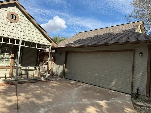 3 bed, 2.0 bath, 1751 sqft, $1,950 — Photo 2