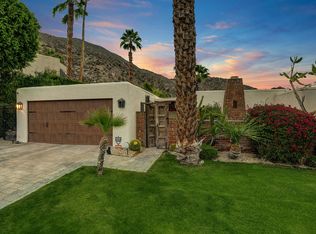 370 W Crestview Dr, Palm Springs, CA 92264