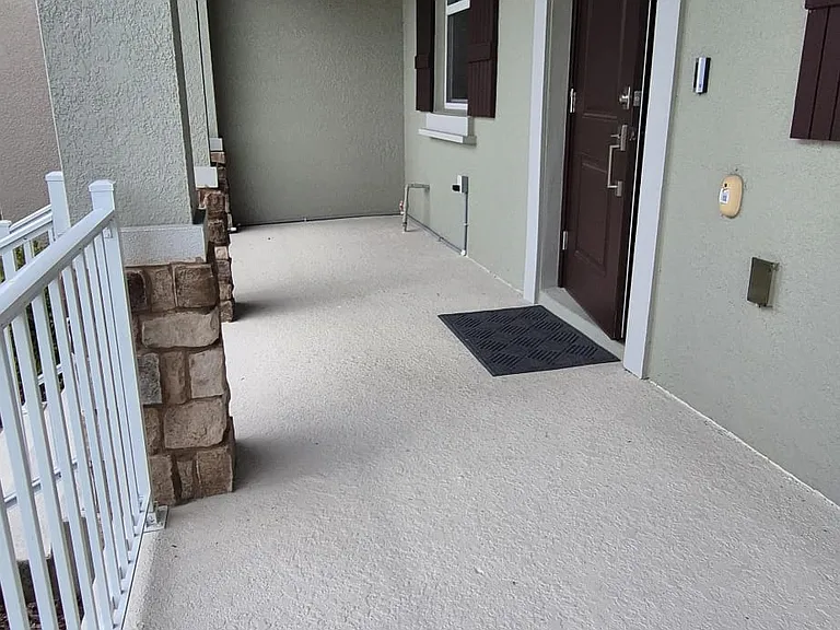 1860 Tohoqua Blvd — Photo 3