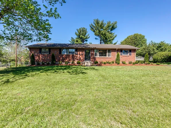 2404 Melbourne Dr, Nashville, TN 37214