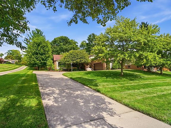 2nd image of 5160 Pebblevalley Dr