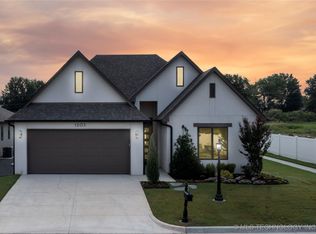 1203 N 71st Pl, Broken Arrow, OK 74014