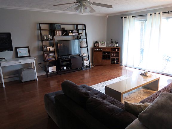 Large Family Room 