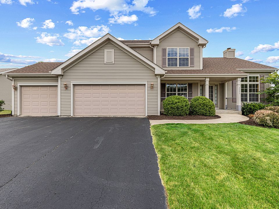 1st image of 2804 Blue Oats Dr
