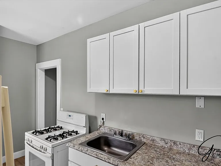 1943 W Bethune - 1943 Rock City LLC — Photo 15
