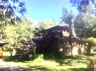 530 Peninsula Rd, Lopez Island, WA 98261