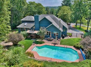 123 Milford Estates Dr, Milford, PA 18337