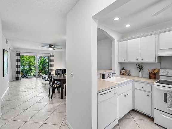 3rd image of 207 Tropic Isle Drive #208