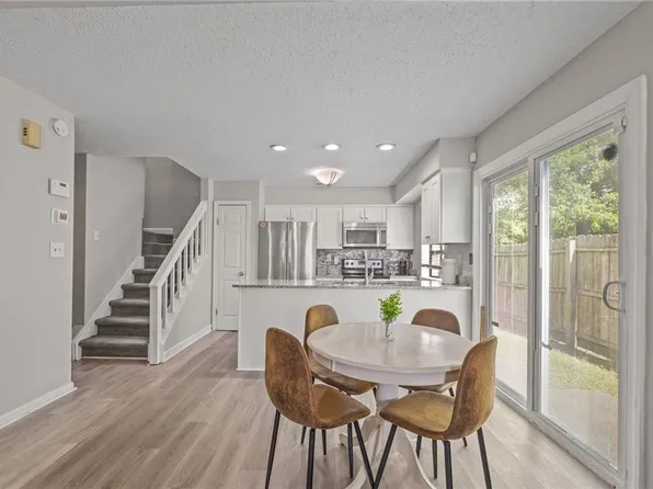 1940 Woodgate Arch #A, Chesapeake, VA 23320