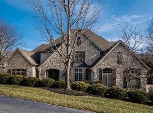 1828 Wills Trace Rdg, Chesterfield, MO 63005
