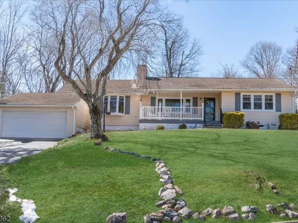 8 S White Birch Ter, Sparta Twp., NJ 07871