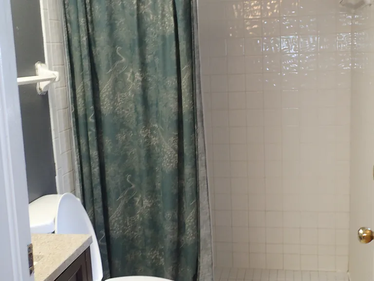 2ND FLOOR BATH