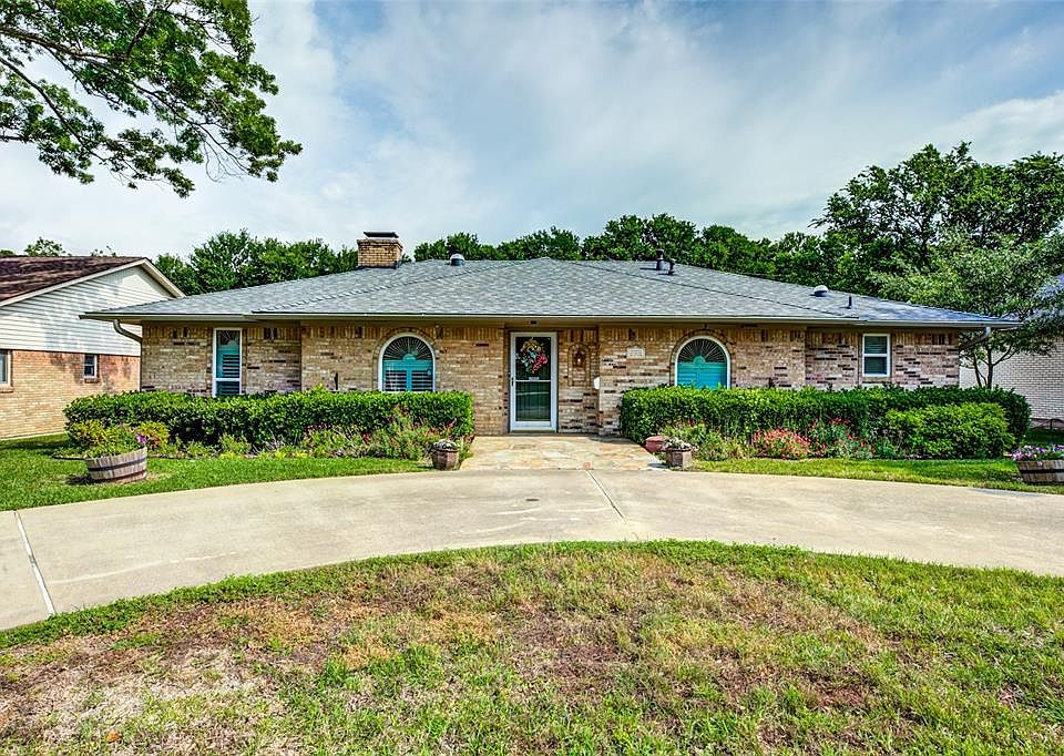 1st image of 11017 Carissa Dr