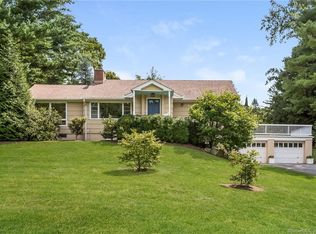 18 Apple Ln, Redding, CT 06896