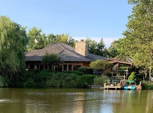 3292 Middlesax Dr, Long Grove, IL 60047