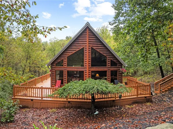 39 Delaware Trl, Malvern, OH 44644