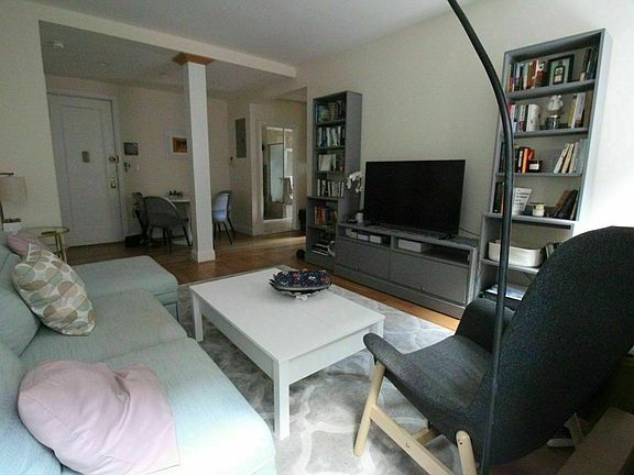 5th image of 508 W 112th St #3CC