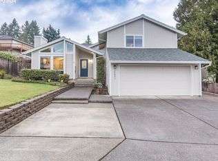 32841 NW Sunset Dr, Scappoose, OR 97056