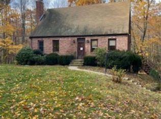 26 Reservoir Rd, Glocester, RI 02814