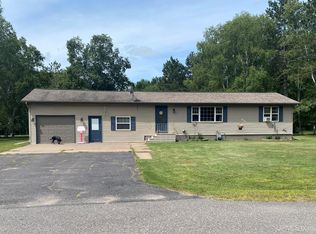 114 S Timberline Trl, Crystal Falls, MI 49920