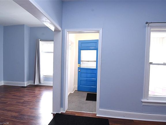 2nd image of 261 Prospect St S