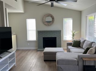 1201 Schooner Dr, Roseville, CA 95661