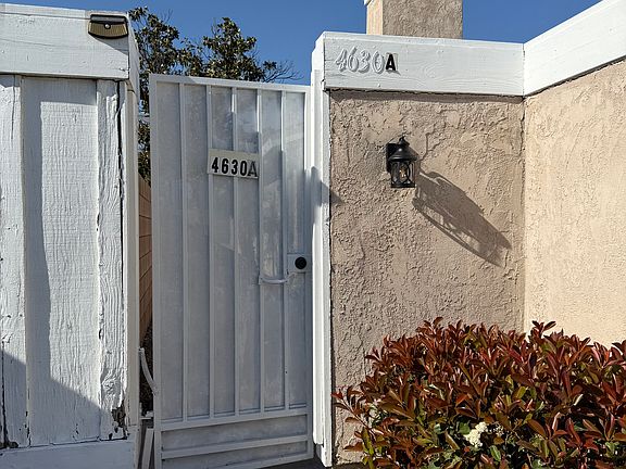 2nd image of 4630 Oceanside Dr APT A