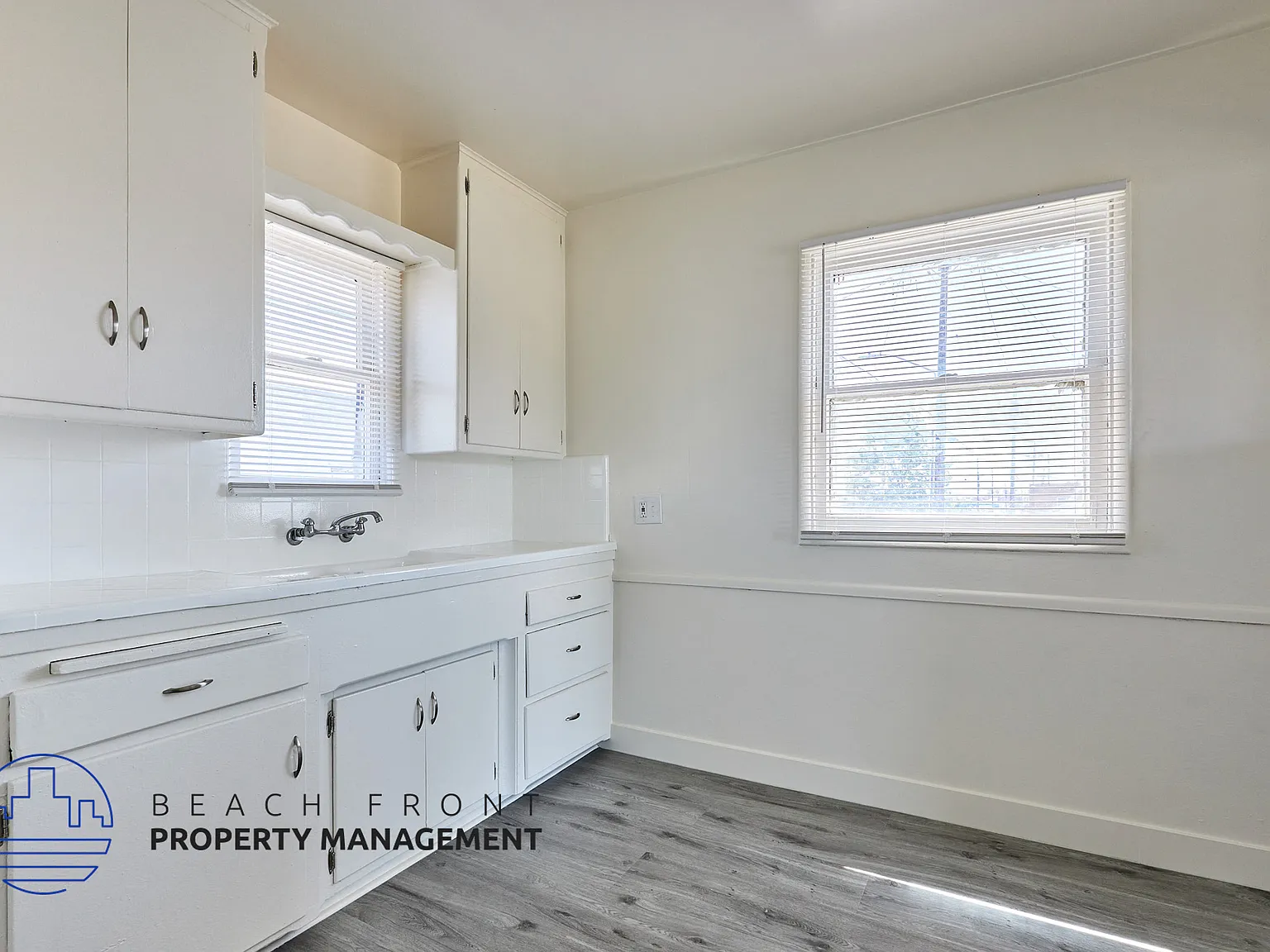 436 W. Magnolia St. — Photo 2