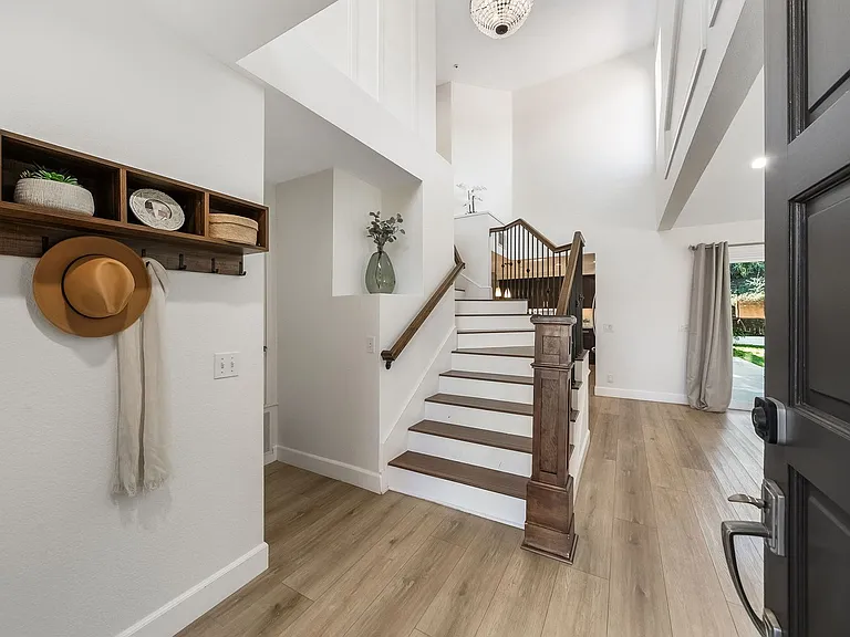 1205 Cerca — Photo 13