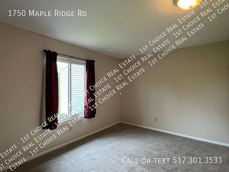 1750 Maple Rdg — Photo 9