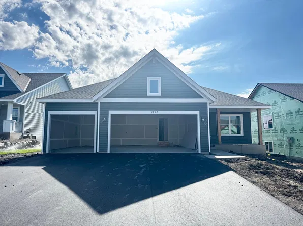 1902 Dogwood Ct, Carver, MN 55315