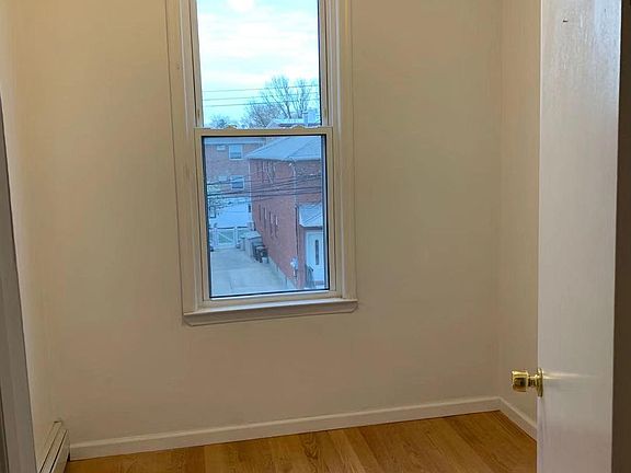 4th image of 14-18 116th St Floor 2