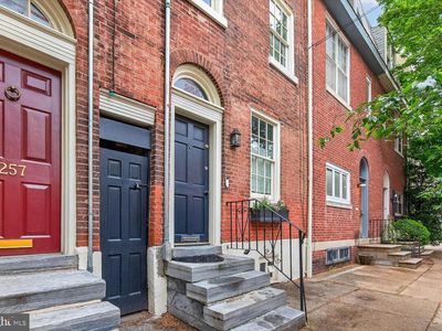 255 Queen St, Philadelphia, PA, 19147