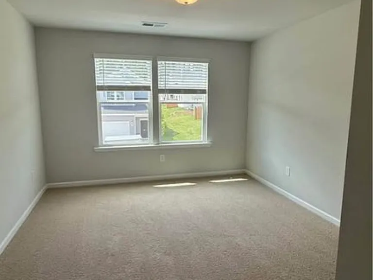 114 Timber Falls Dr — Photo 2