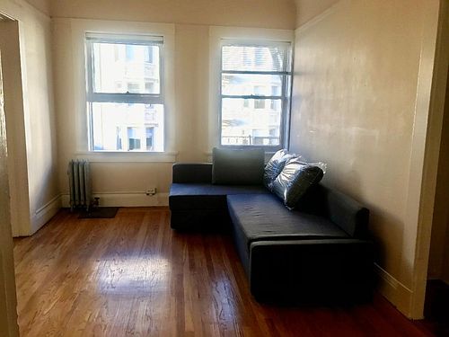 3rd image of 825 Bush St APT 402