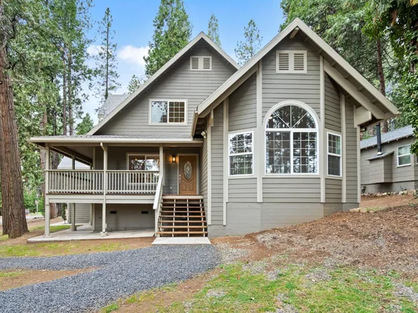 5197 Hillcrest Dr, Hathaway Pines, CA 95233