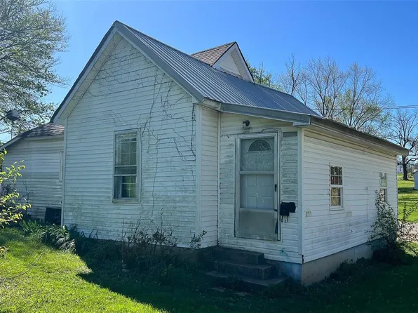 713 Andrews St, Fredericktown, MO 63645