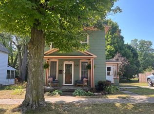 243 W Slosson Ave, Reed City, MI 49677