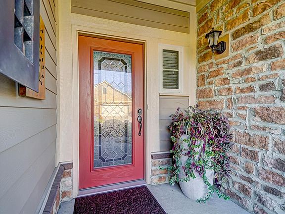 4th image of 8344 Park Pl