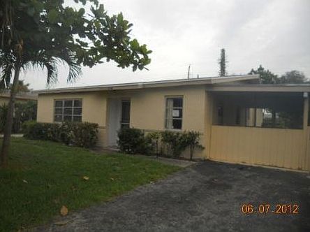 1st image of 2301 1st Street