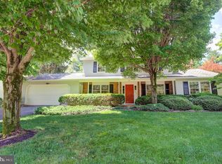 26 Woodlane Rd, Lawrence Township, NJ 08648