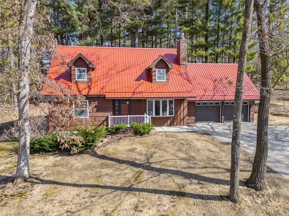 S4694 Prairie View Dr, Reedsburg, WI 53959