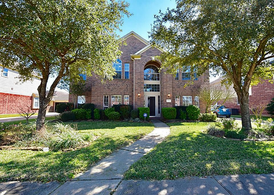 1st image of 17931 Oak Park Bend Ln