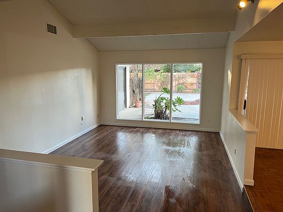 5th image of 2617 Trabert Ln