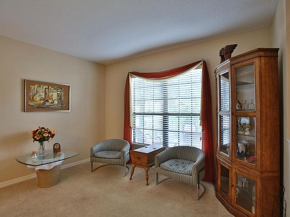4th image of 163 Campanello Ct