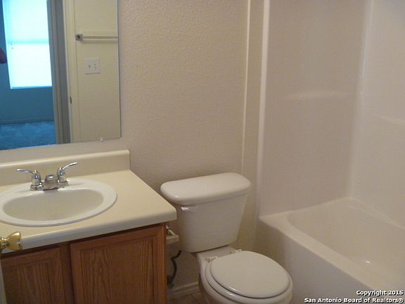 5th image of 15319 Kamary Ln