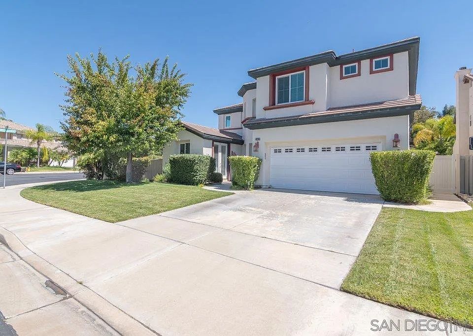 1st image of 45256 Chateau Ct
