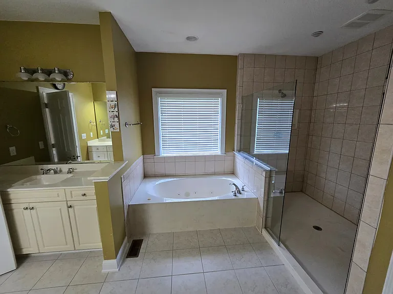 14581 Jason St — Photo 11