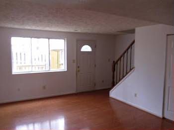 4th image of 3915 Sunny Brook Ct